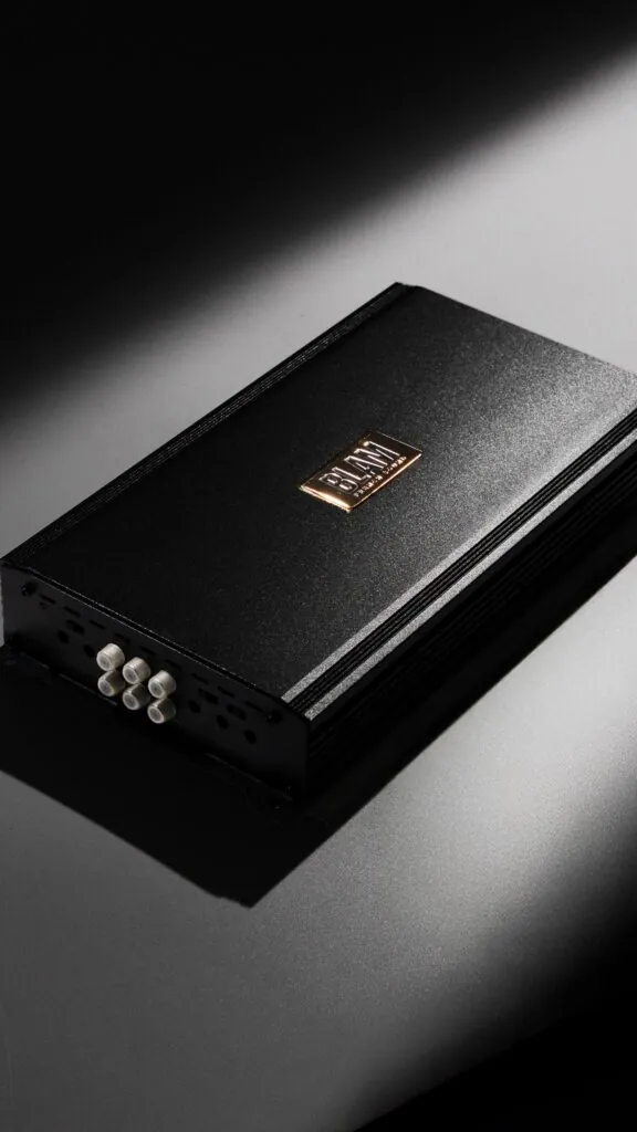 Detalhe de fabricação BLAM — Driven by passion